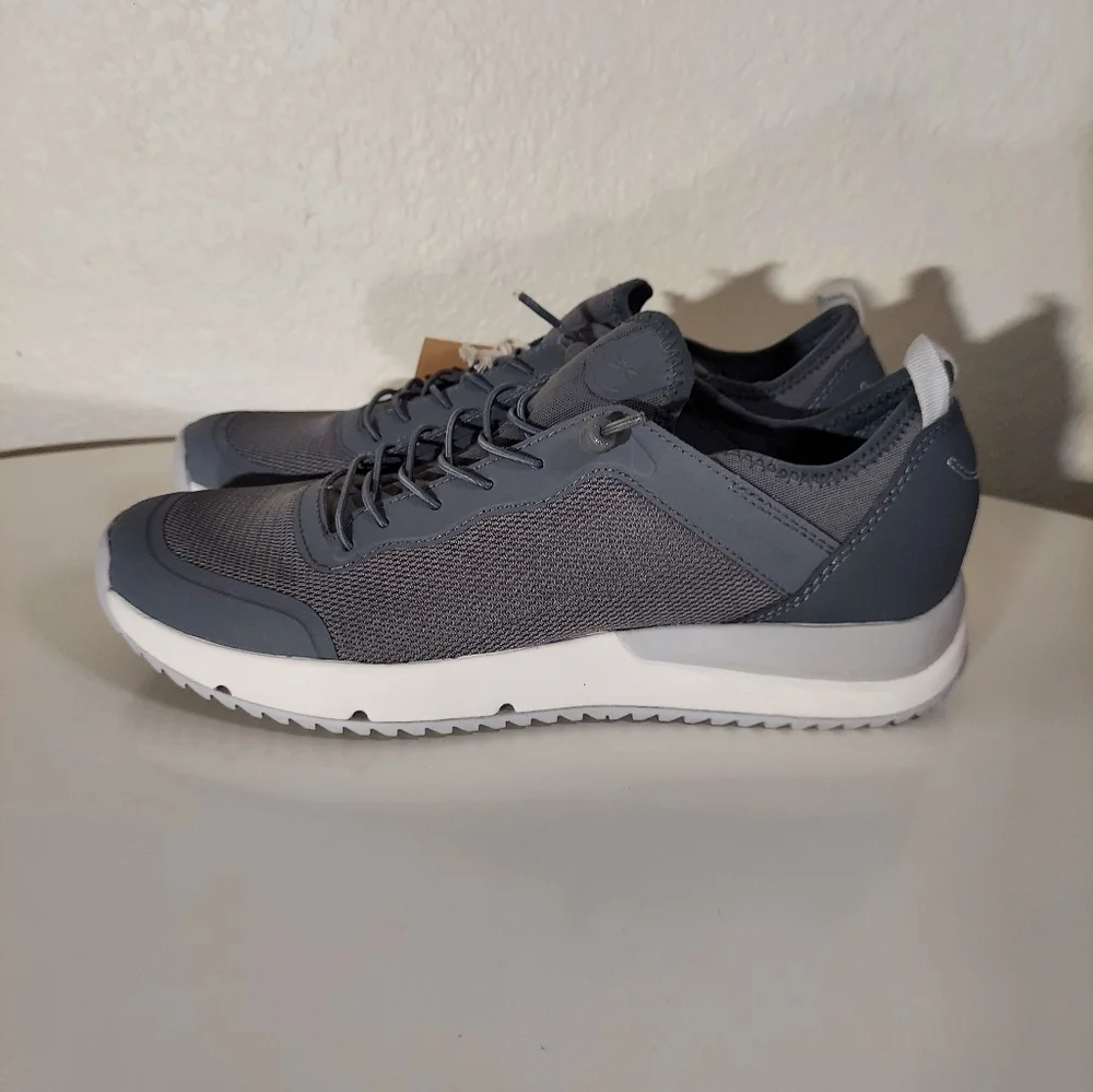 Tropicfeel Canyon All Terrain Asphalt Gray Water Travel Sneakers MN Size 10 NWT - Picture 2 of 16